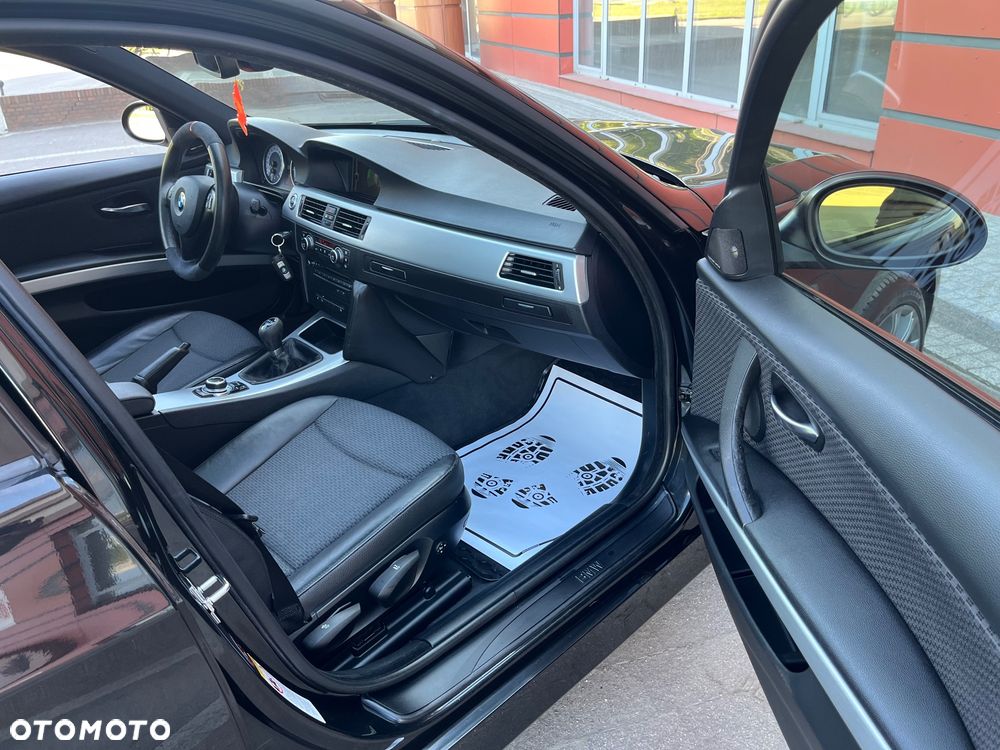BMW Seria 3 - 28