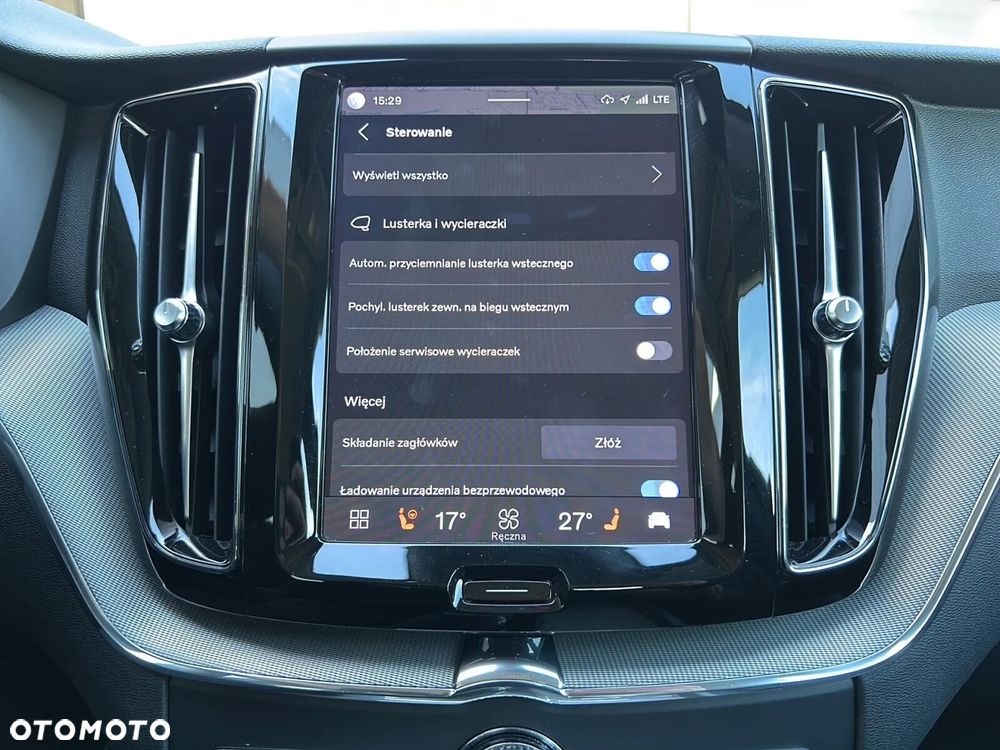 Volvo XC 60 B4 B Plus Dark - 32