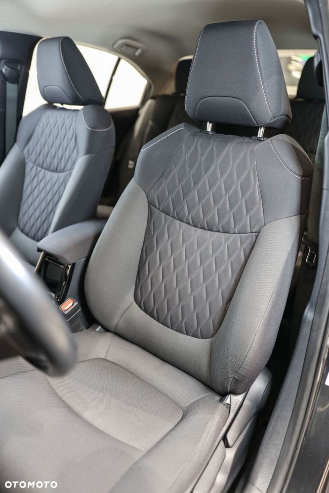 Toyota Corolla - 10