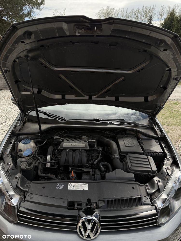 Volkswagen Golf 1.6 Comfortline - 8