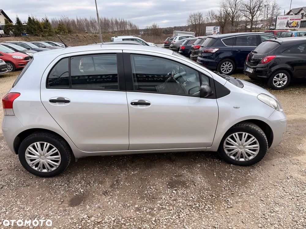 Toyota Yaris 1.4 D-4D Luna - 9