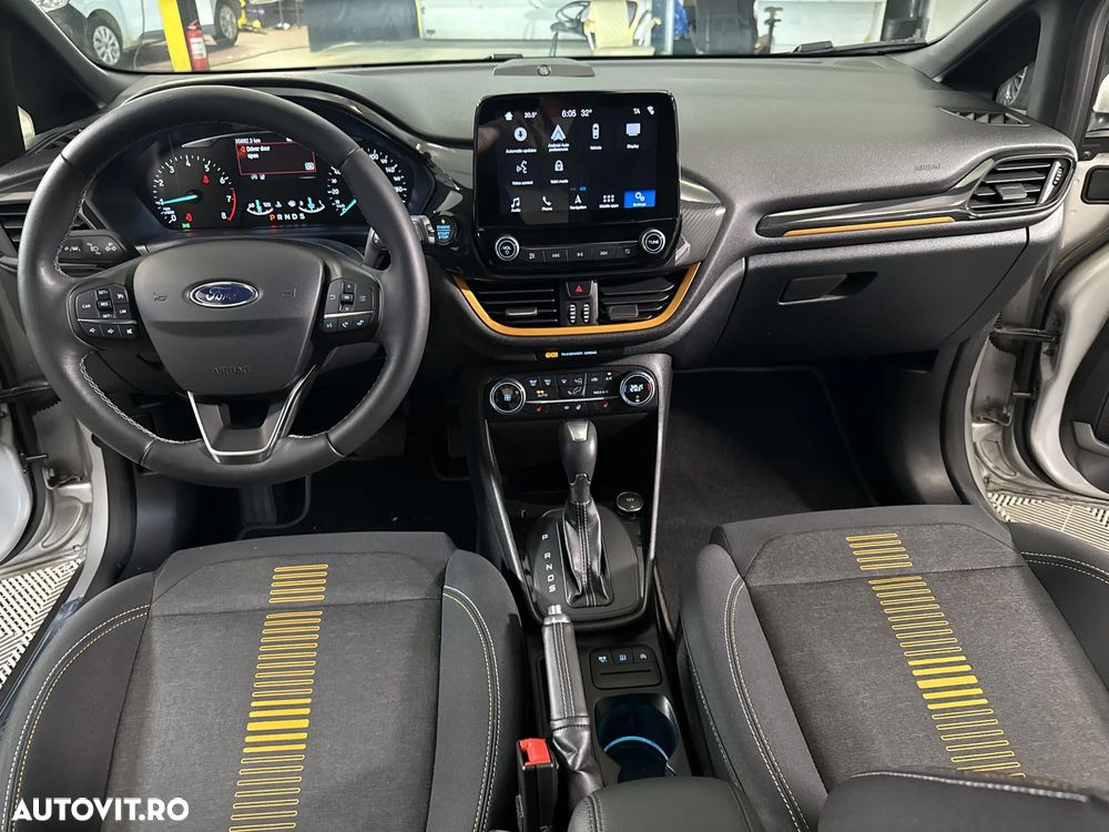 Ford Fiesta - 10