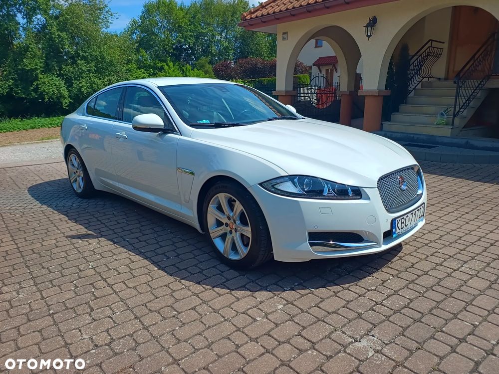 Jaguar XF 2.2 D Luxury - 2