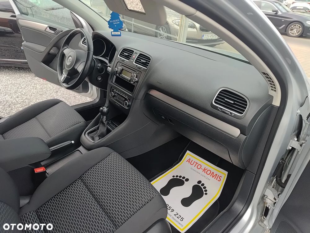 Volkswagen Golf 2.0 TDI DPF Comfortline - 24