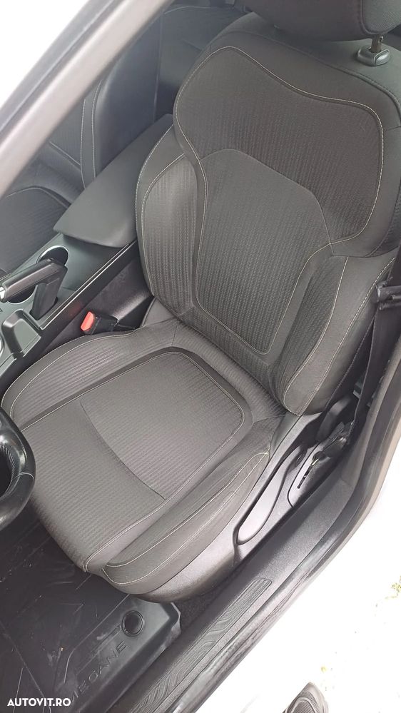 Renault Megane ENERGY dCi Zen - 9