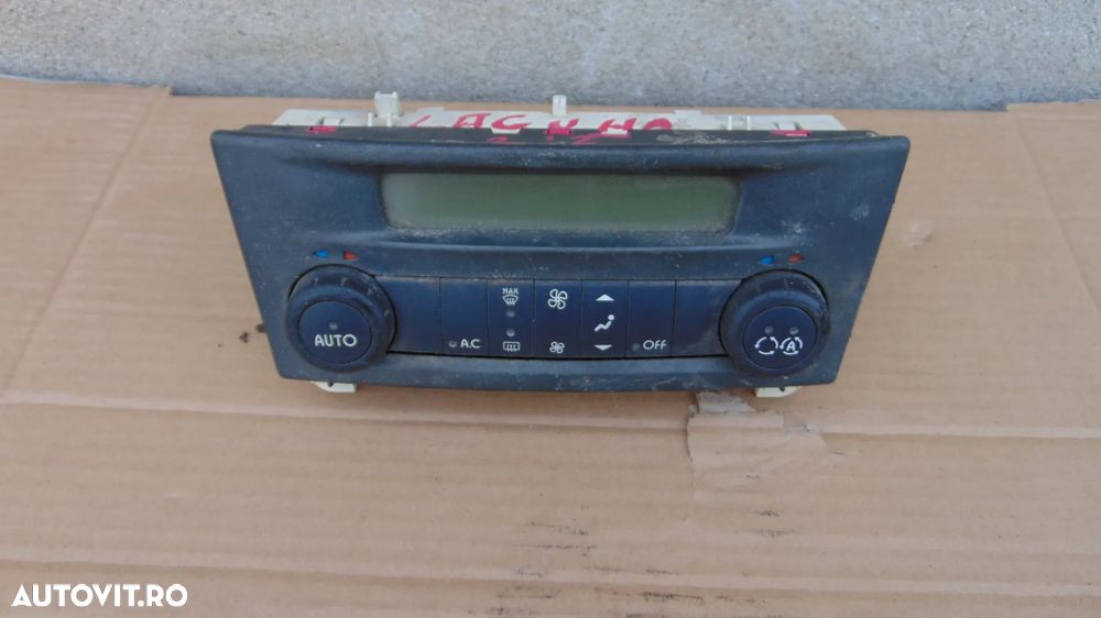 Panou clima Renault Laguna 2 an 2002-2007 cod 8200264424 - 1
