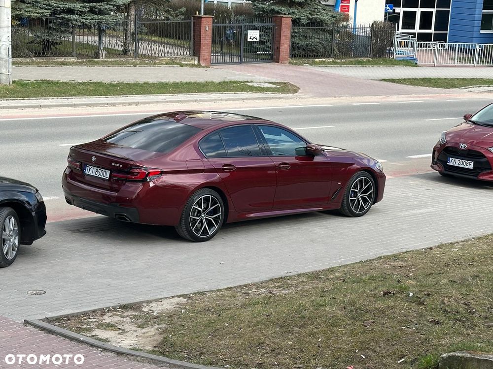 BMW Seria 5 540d xDrive mHEV M Sport sport - 4