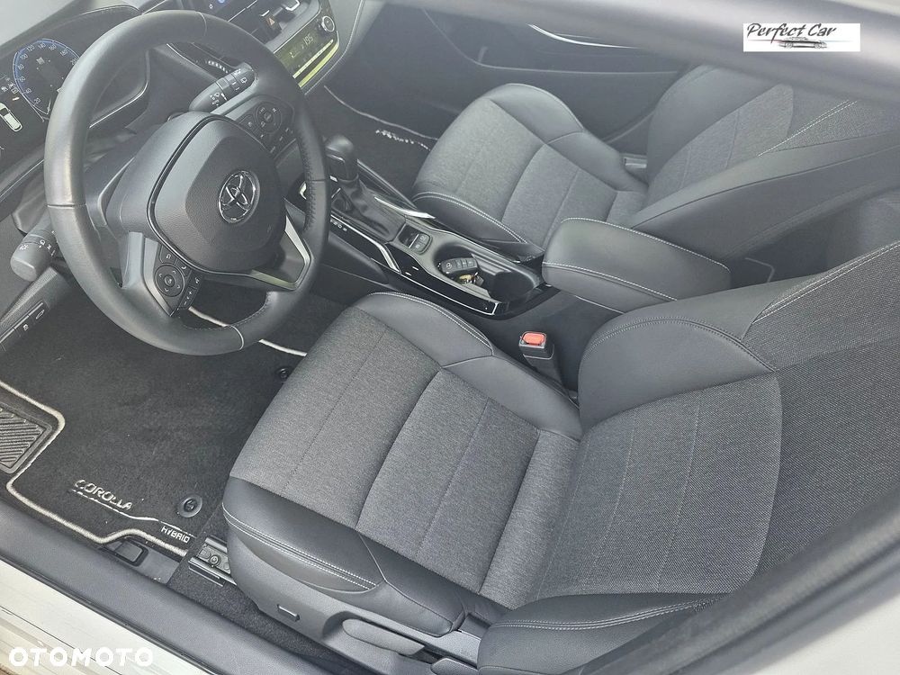 Toyota Corolla 1.8 Hybrid Style - 8