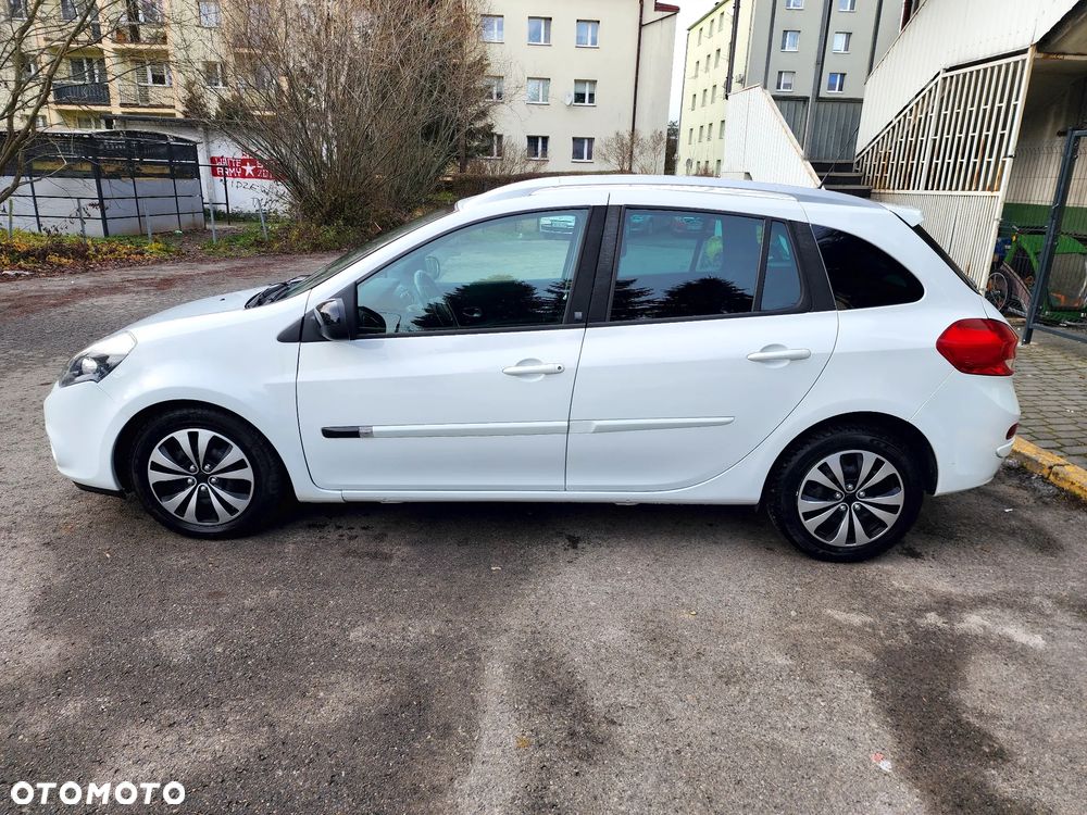 Renault Clio - 6