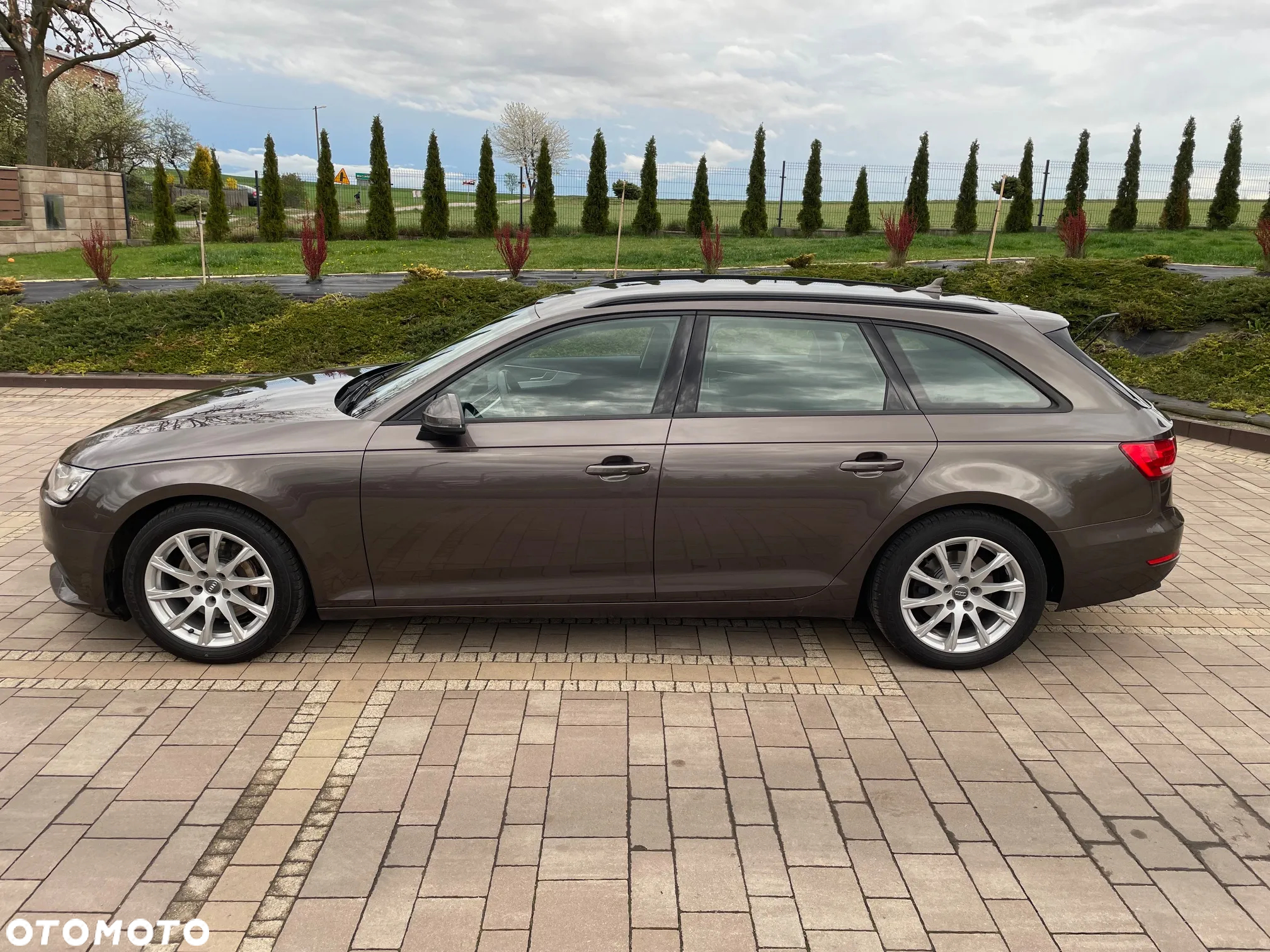 Audi A4 Avant 2.0 TDI ultra S tronic - 8