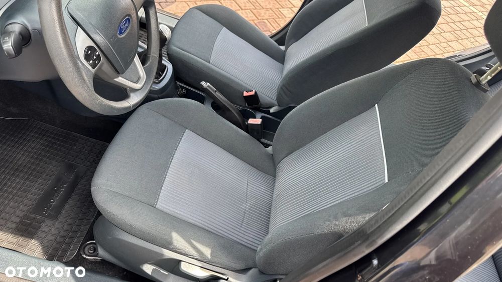 Ford Fiesta 1.25 Viva - 29