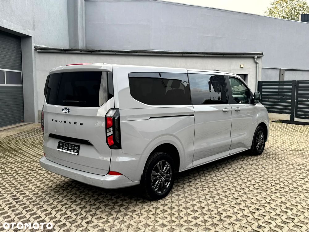 Ford Tourneo Custom L2H1 VA Autm Titanium - 18