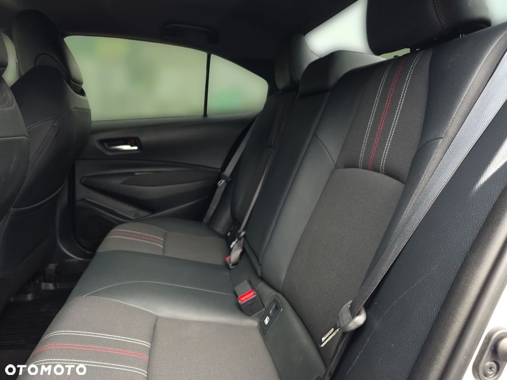 Toyota Corolla 1.6 GR Sport - 14