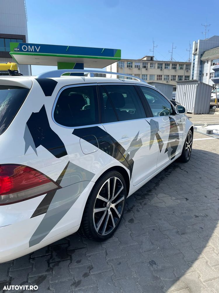 Volkswagen Golf 2.0 TDI DSG Comfortline - 8