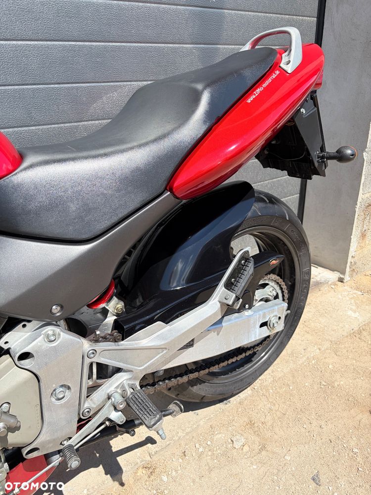 Honda Hornet - 6