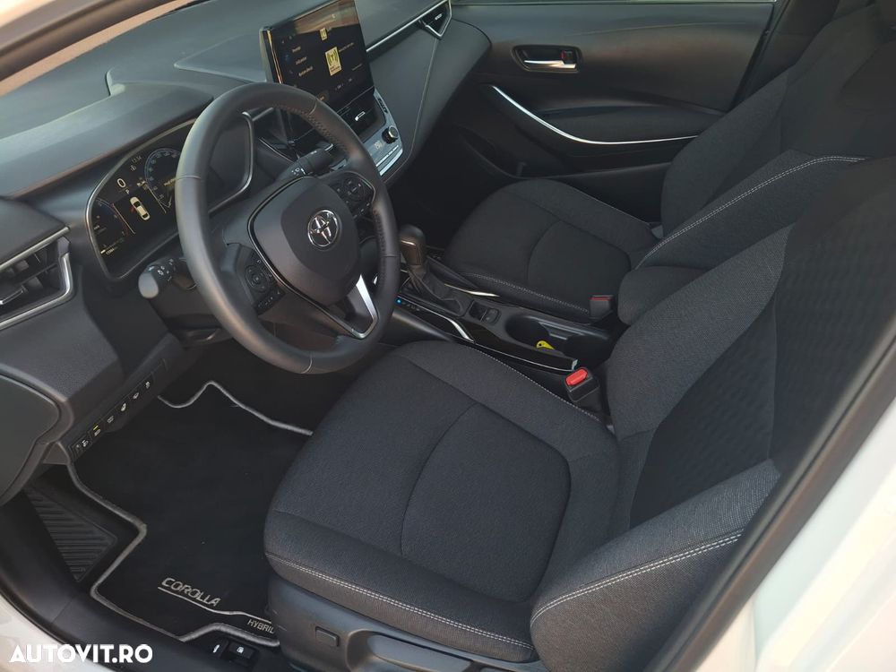 Toyota Corolla - 14