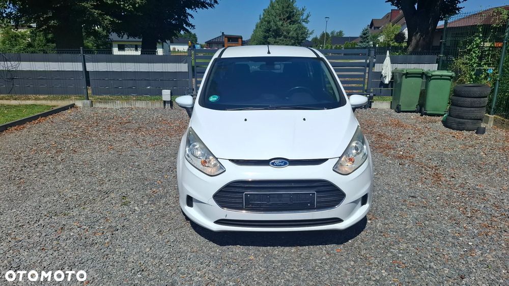 Peugeot 207 1.4 16V Trendy - 12