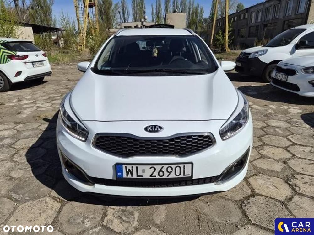 Kia Ceed - 7