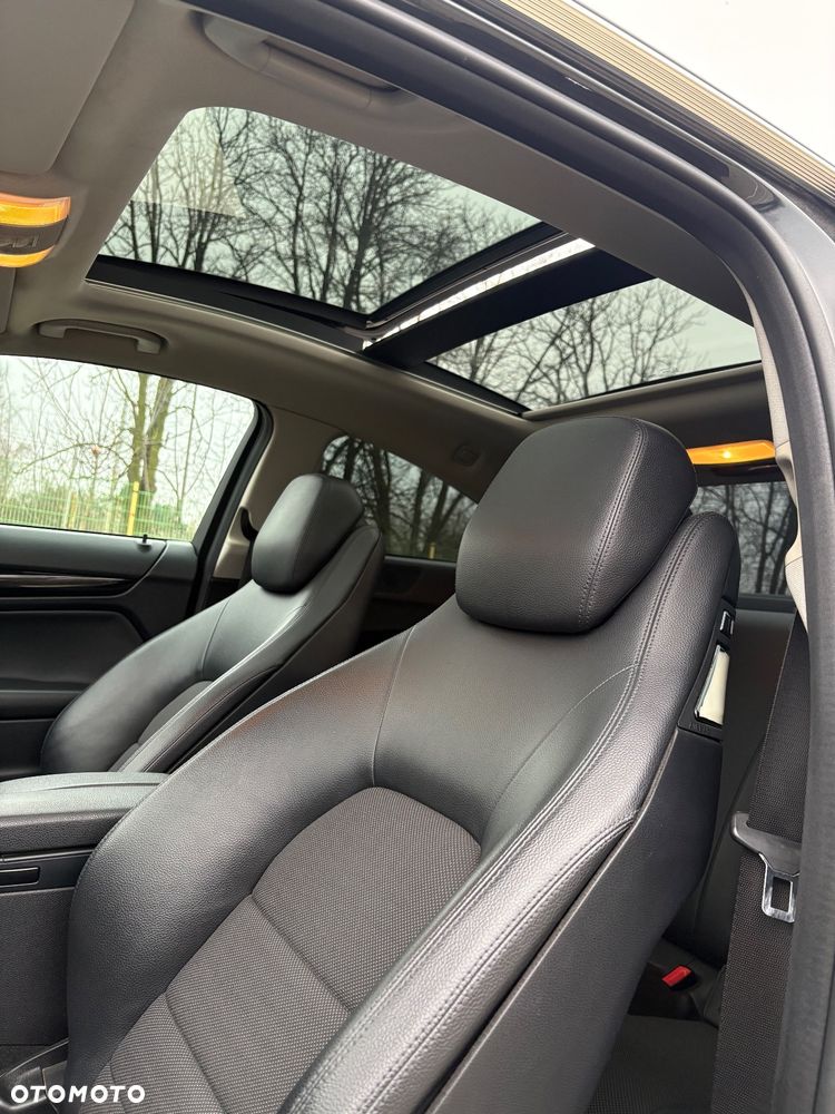 Mercedes-Benz Klasa C 180 CGI BlueEFFICIENCY - 16