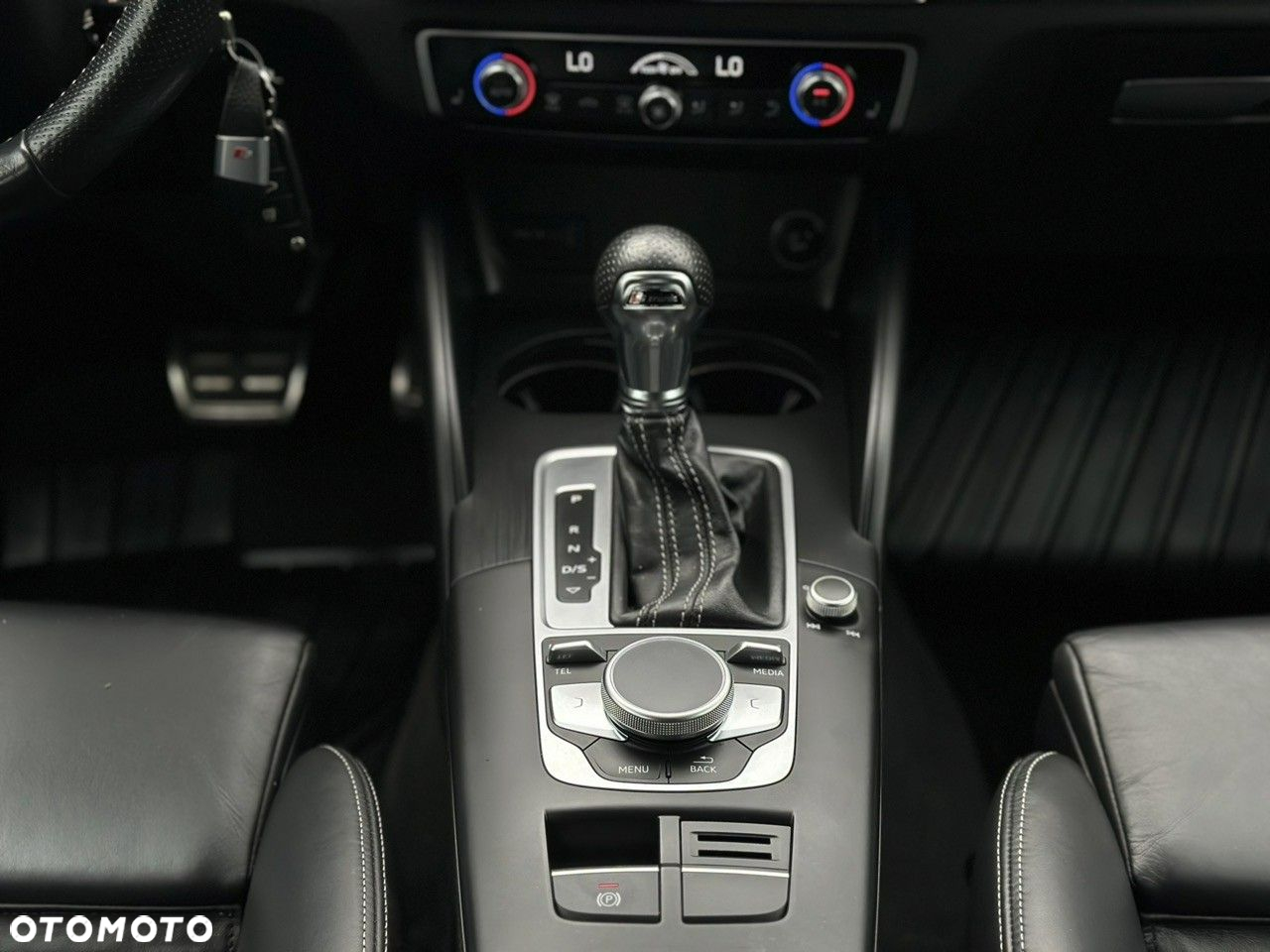 Audi A3 2.0 TDI Ambition S tronic - 32