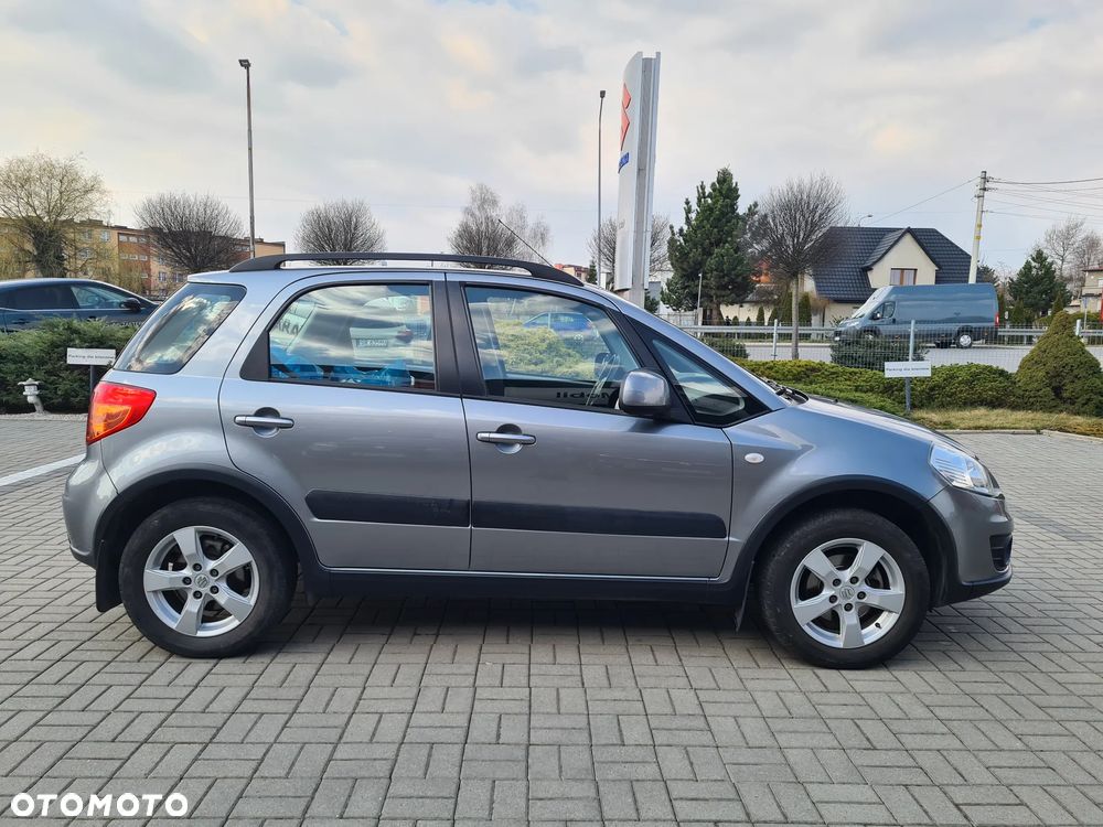 Suzuki SX4 1.6 Comfort Plus 4WD - 3