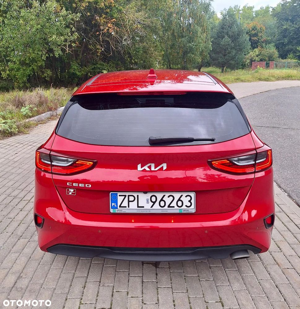 Kia Ceed 1.5 T-GDI M - 6
