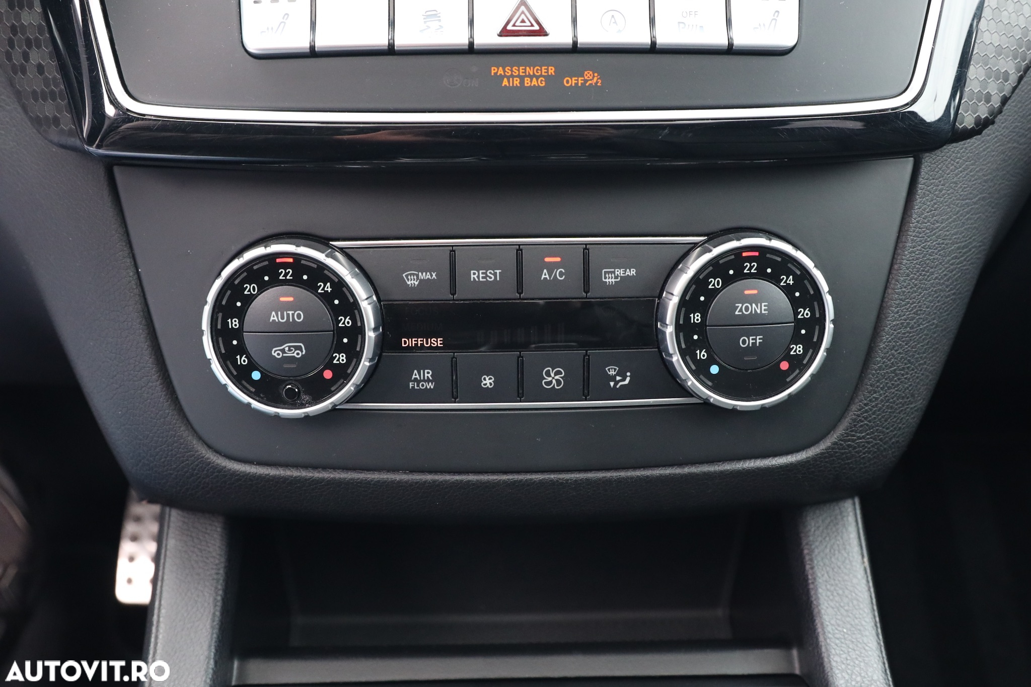 Mercedes-Benz GLE 350 d 4Matic 9G-TRONIC - 28