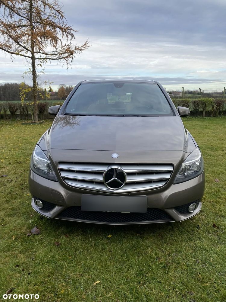 Mercedes-Benz Klasa B 180 7G-DCT - 7