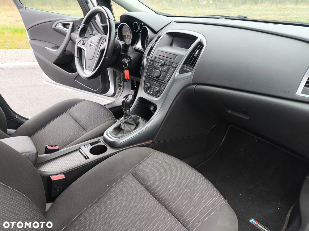 Opel Astra 1.4 T Active EU6 - 14