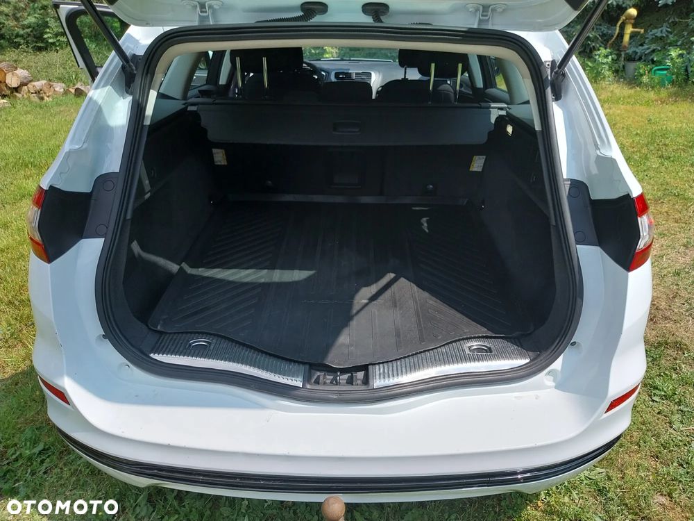 Ford Mondeo 2.0 TDCi Titanium - 11