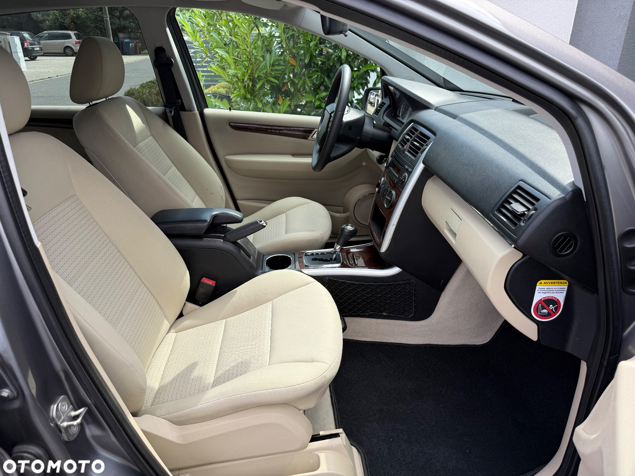 Mercedes-Benz Klasa B 200 CDI Autotronic - 22
