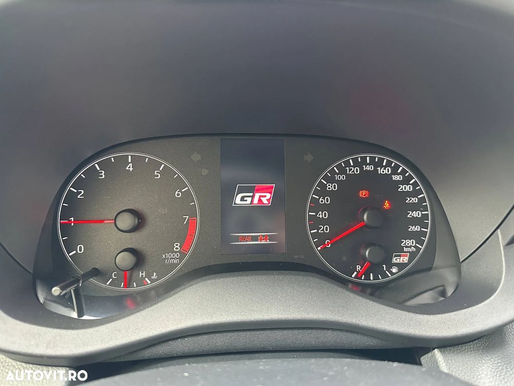 Toyota Yaris GR mit High-Performance-Paket - 14