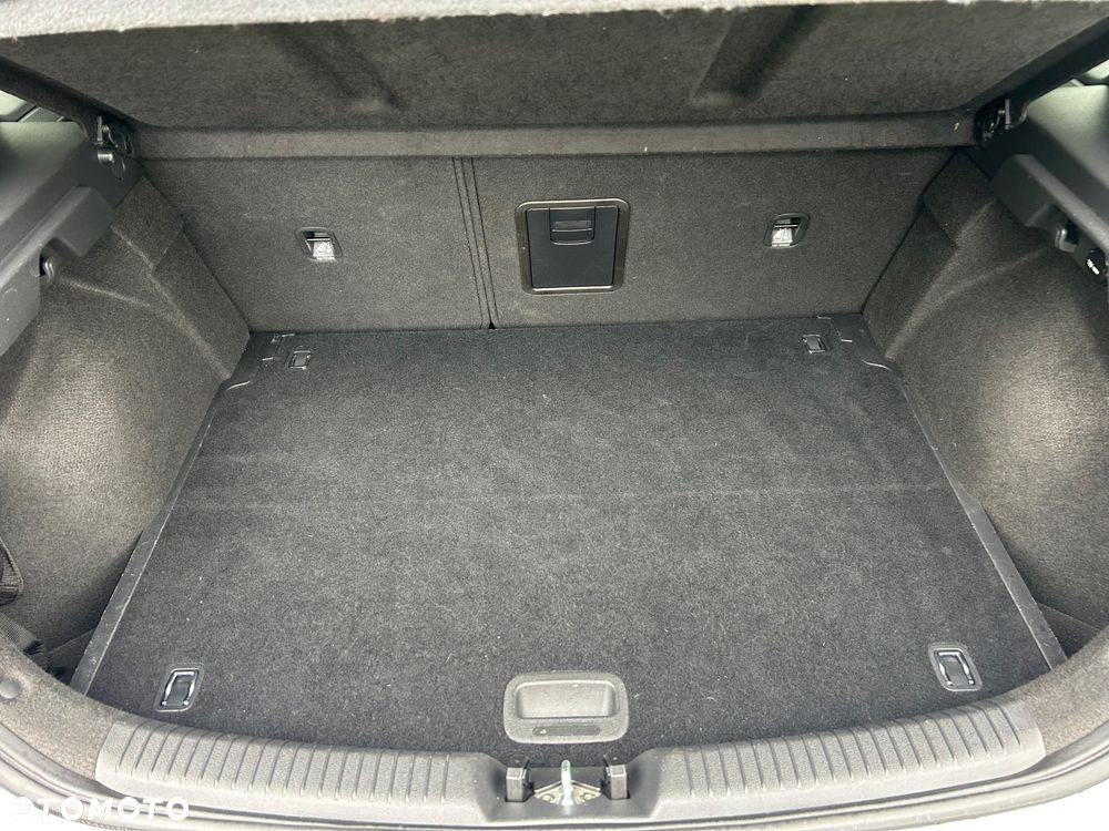 Hyundai i30 1.6 CRDI Passion Plus - 29