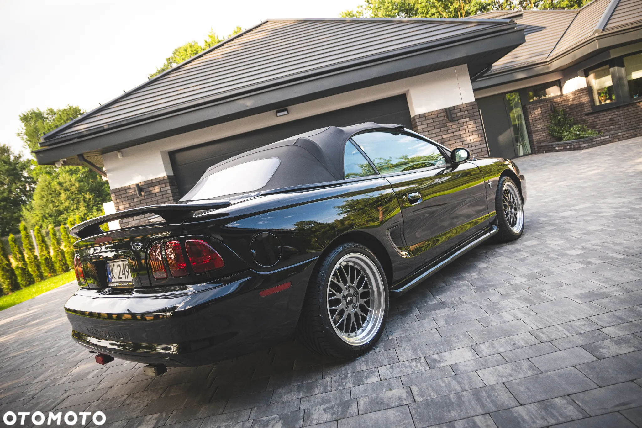 Ford Mustang - 14