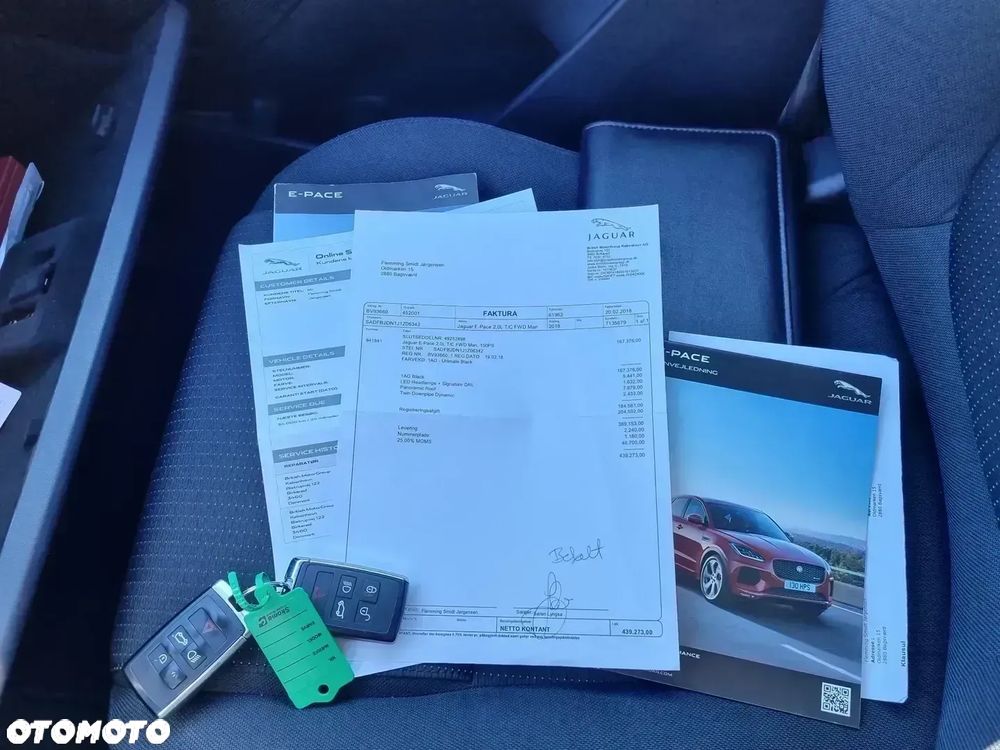 Jaguar E-Pace - 26