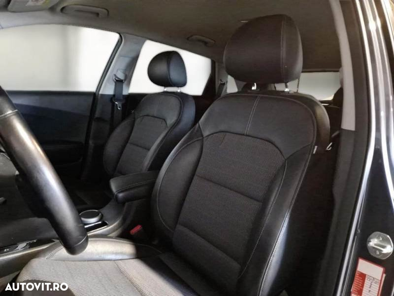 Kia Niro 1.6 GDI HEV 2WD OPF Aut. Spirit - 6