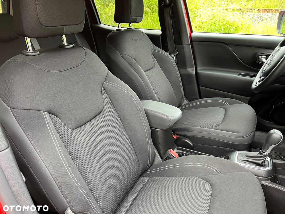 Jeep Renegade - 12