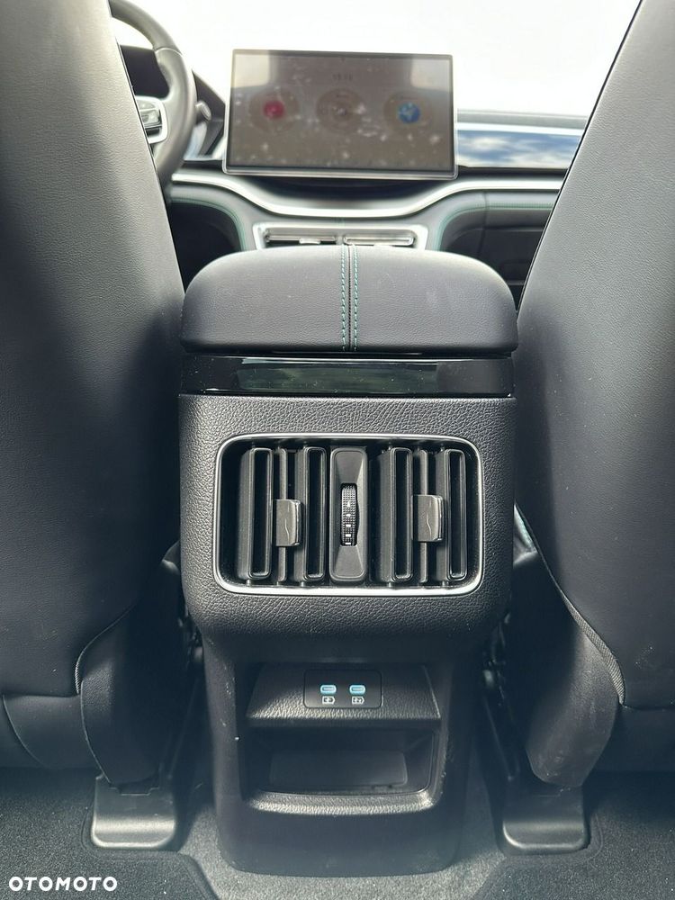 BYD Seal U - 12