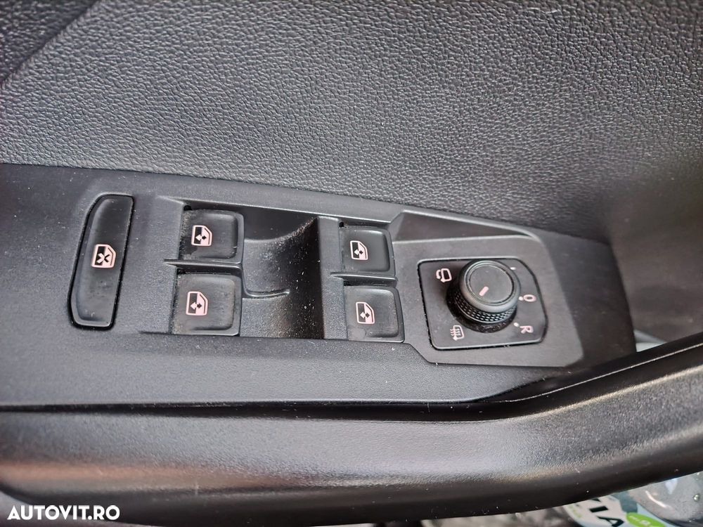 Volkswagen T-Cross 1.0 TSI Life - 6