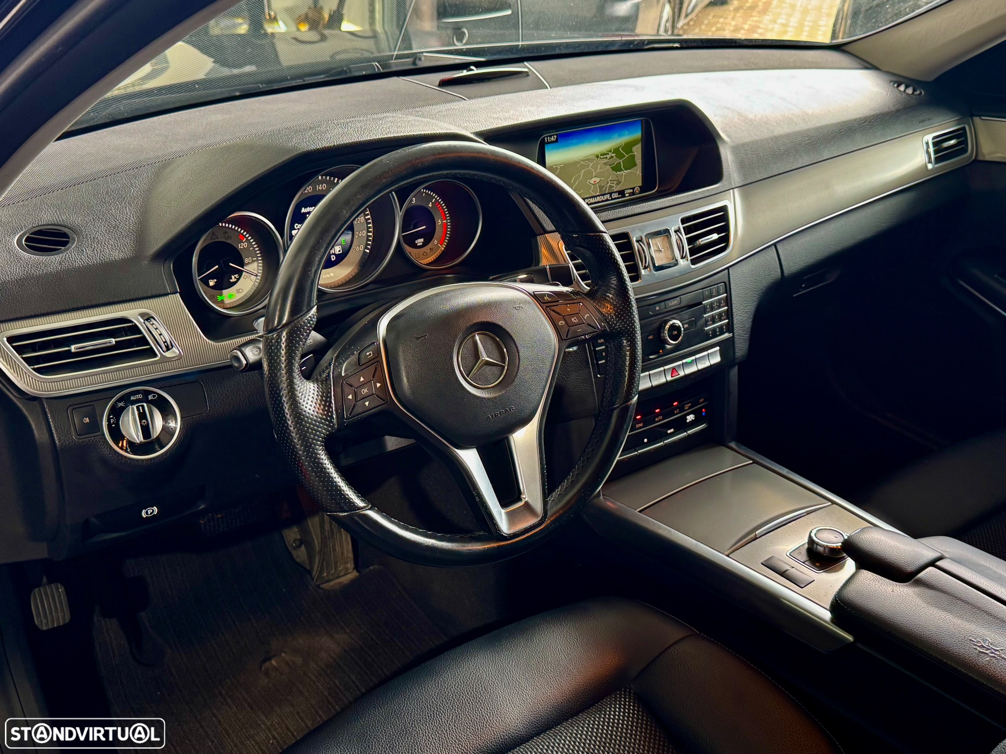 Mercedes-Benz E 220 BlueTEC Avantgarde Auto. - 10