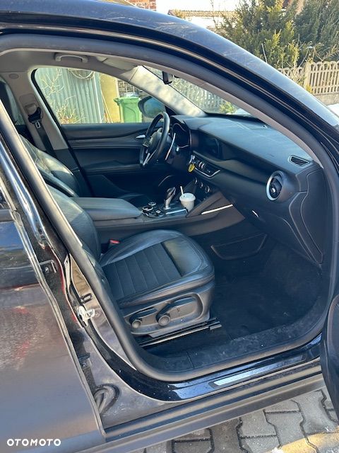 Alfa Romeo Stelvio 2.0 Turbo Q4 - 12