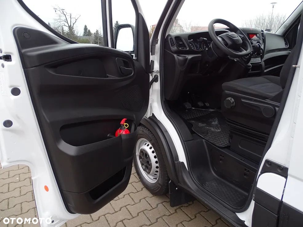 Iveco Daily 35S16 L3H2 Brygadówka DOKA 6 Osób UNIKAT!! JAK NOWY!! - 13