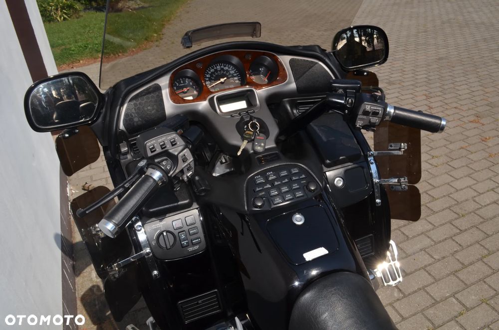 Honda GL - 22