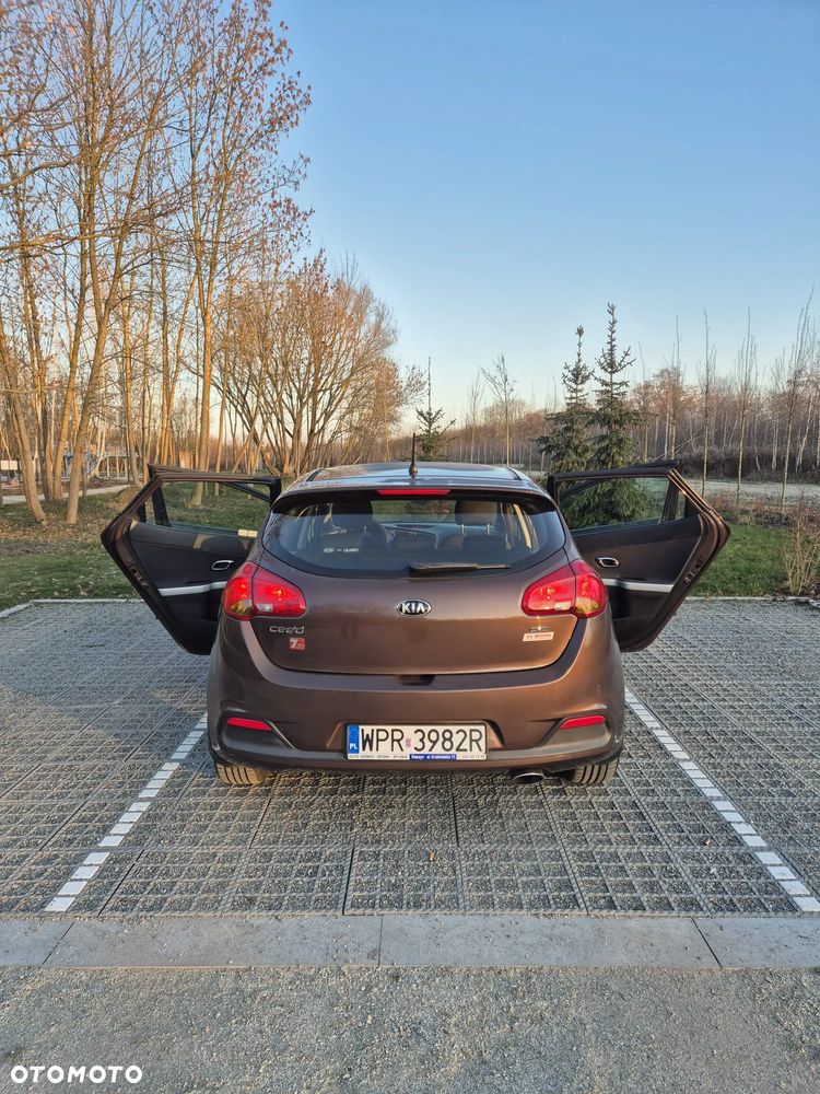 Kia Ceed 1.6 CRDi M - 6