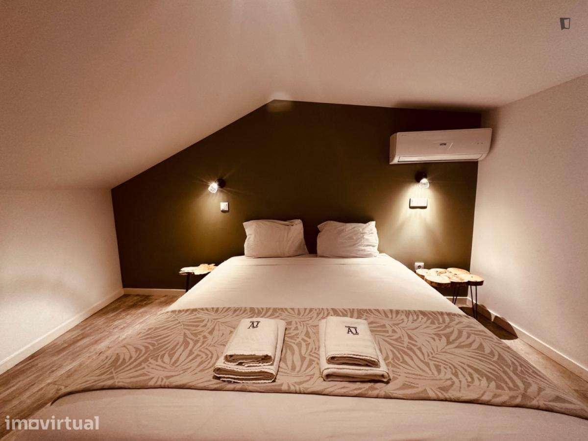 Apartamento com 1 quartos - localizado em Santo Ildefonso Porto - Grande imagem: 3/28