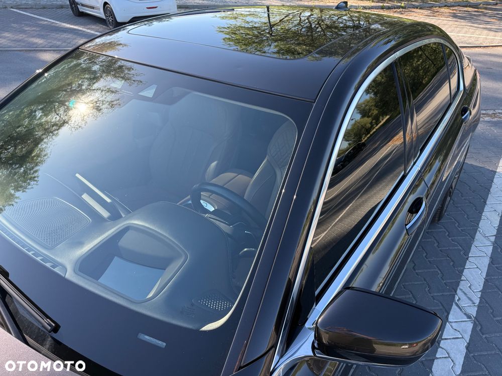 BMW Seria 7 750i xDrive Edition Exclusive - 12