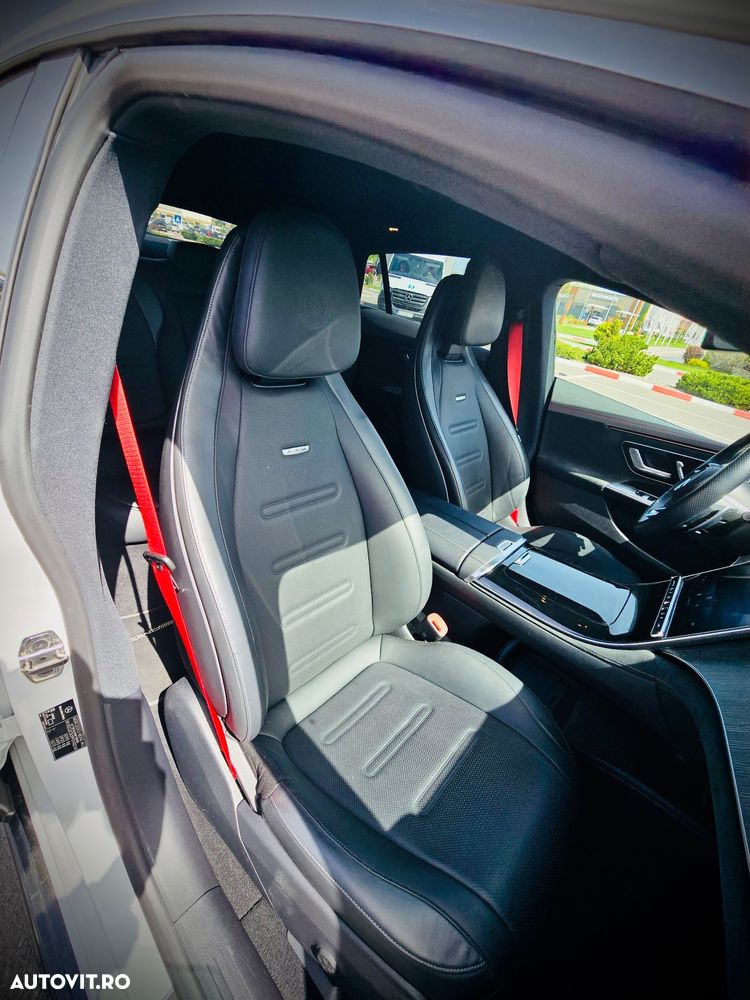 Mercedes-Benz EQE Mercedes-AMG 43 4MATIC - 17