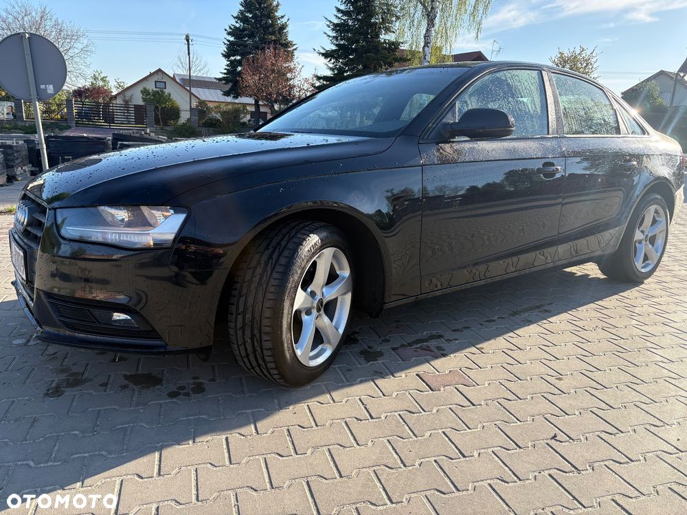 Audi A4 Limousine 2.0 TDI DPF clean diesel multitronic S line Sportpaket - 9