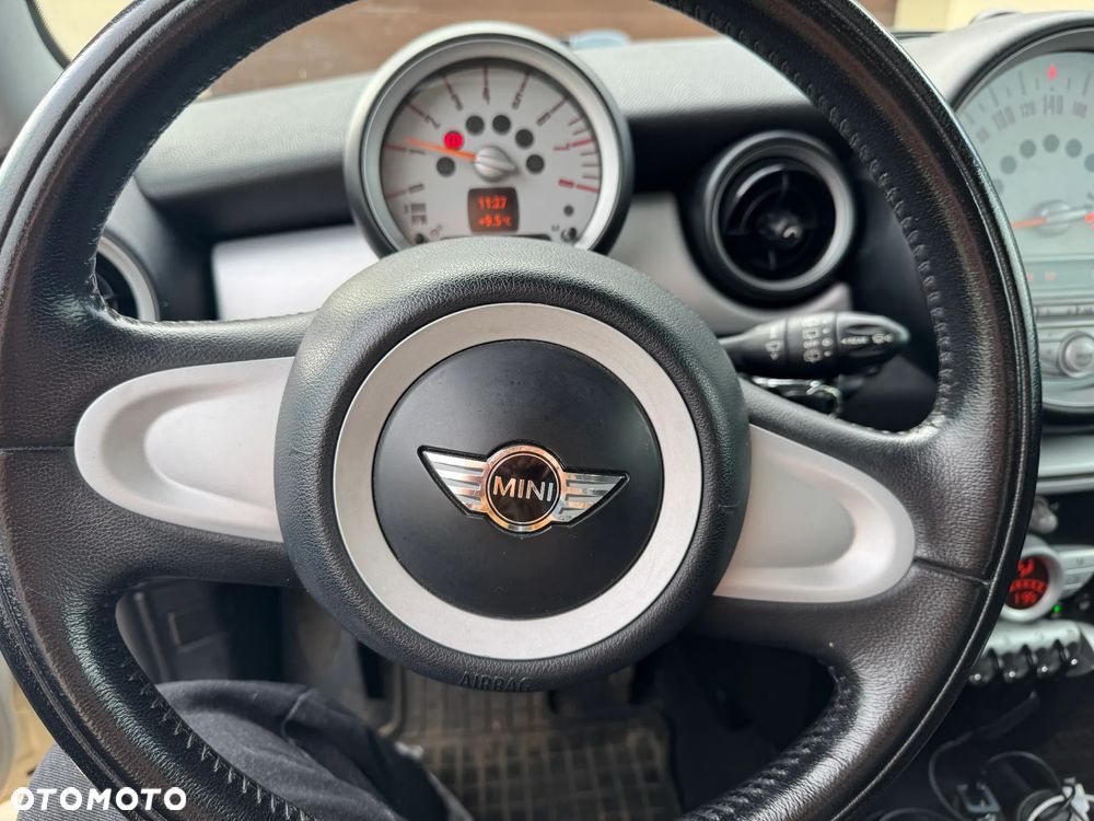 MINI ONE Standard - 9