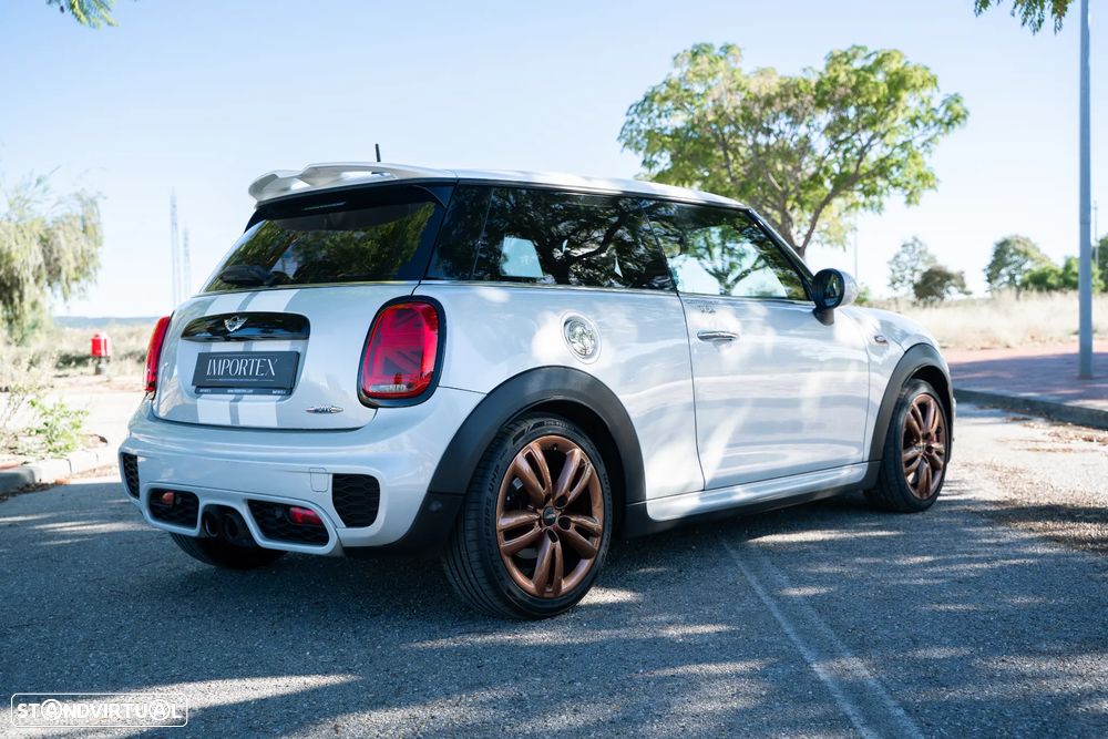 Mini 3 Portas 2015 photo 5